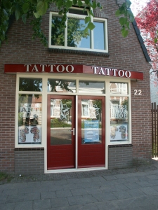 Tattooshop opent deuren in Burgum