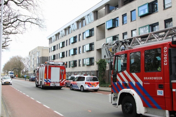 Korte keukenbrand in flatgebouw in Drachten