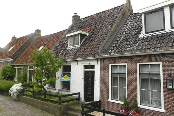 ontsnapping uit de gevangenis Bliksem Gouverneur Goedkoopste Friese huis koop je in Holwerd