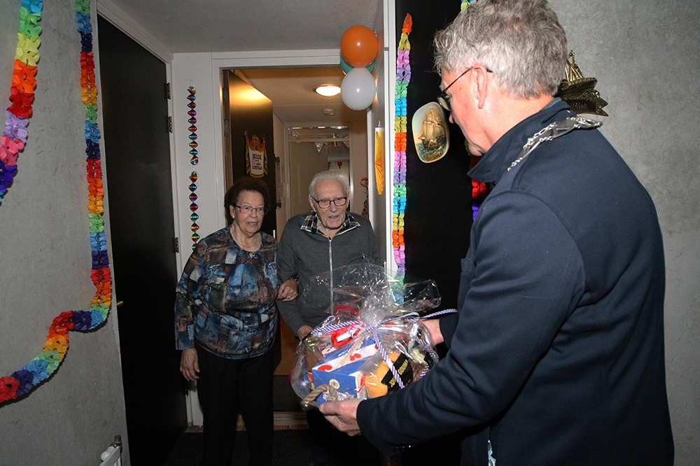 Echtpaar Blok-Wijkstra 65 jaar getrouwd