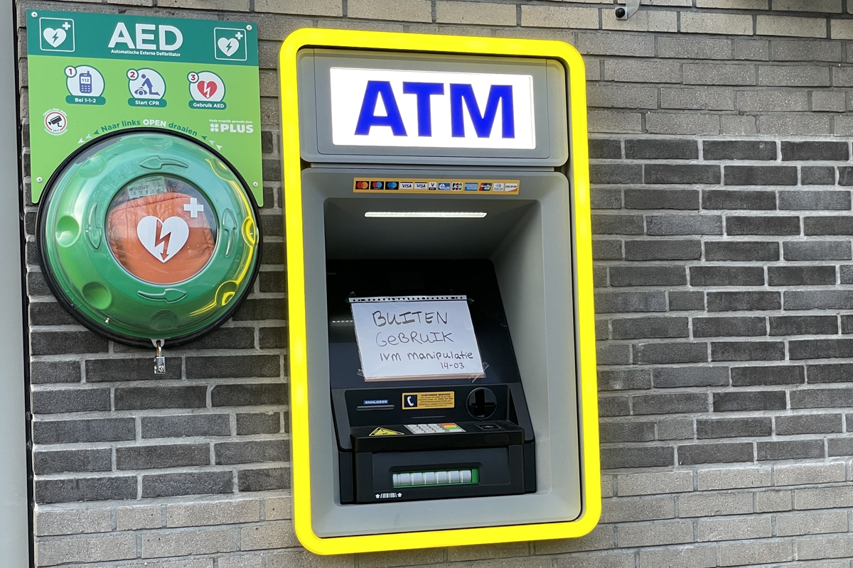 Geldautomaat tijdelijk buiten gebruik na baldadigheid