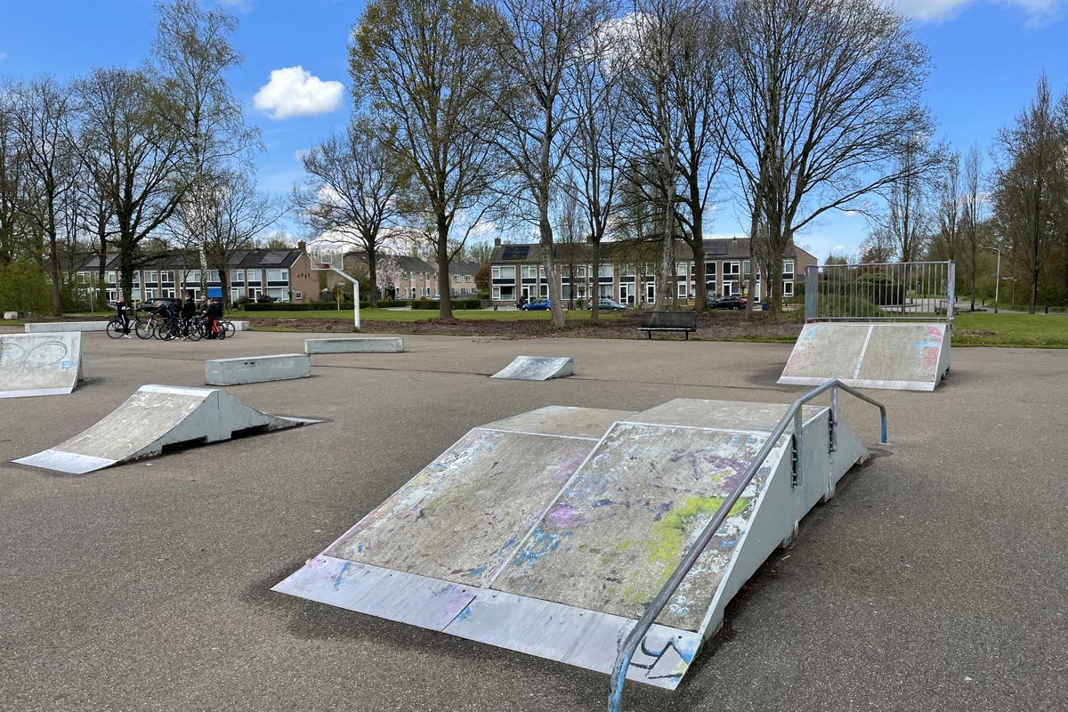 Skatebaan Feanwâlden wordt uitgebreid met speeltuin