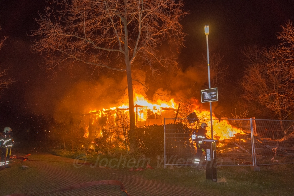Pyromaan (22) opgepakt na vijftal branden