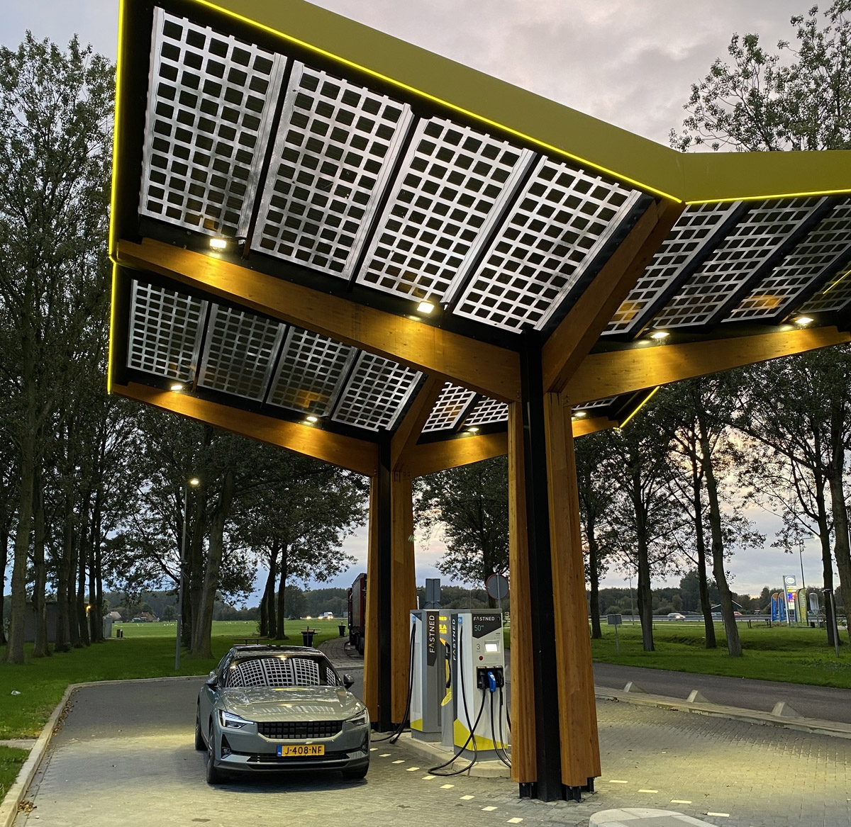 Friesland wil 700 extra laadpalen voor elektrische auto's