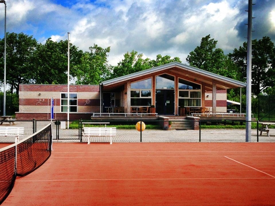 Ongekend deelnemersveld open Feanster Tennis Toernooi