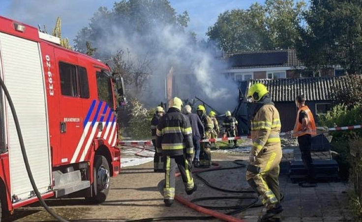Uitslaande brand in schuur in Bakkeveen