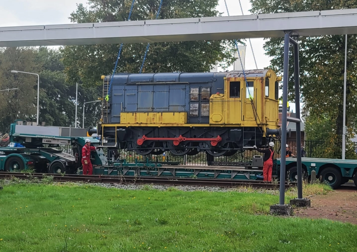 Deze oude locomotief verlaat na 10 jaar Drachten
