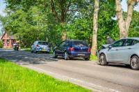 Drie voertuigen in botsing op de Scheiding bij Surhuisterveen