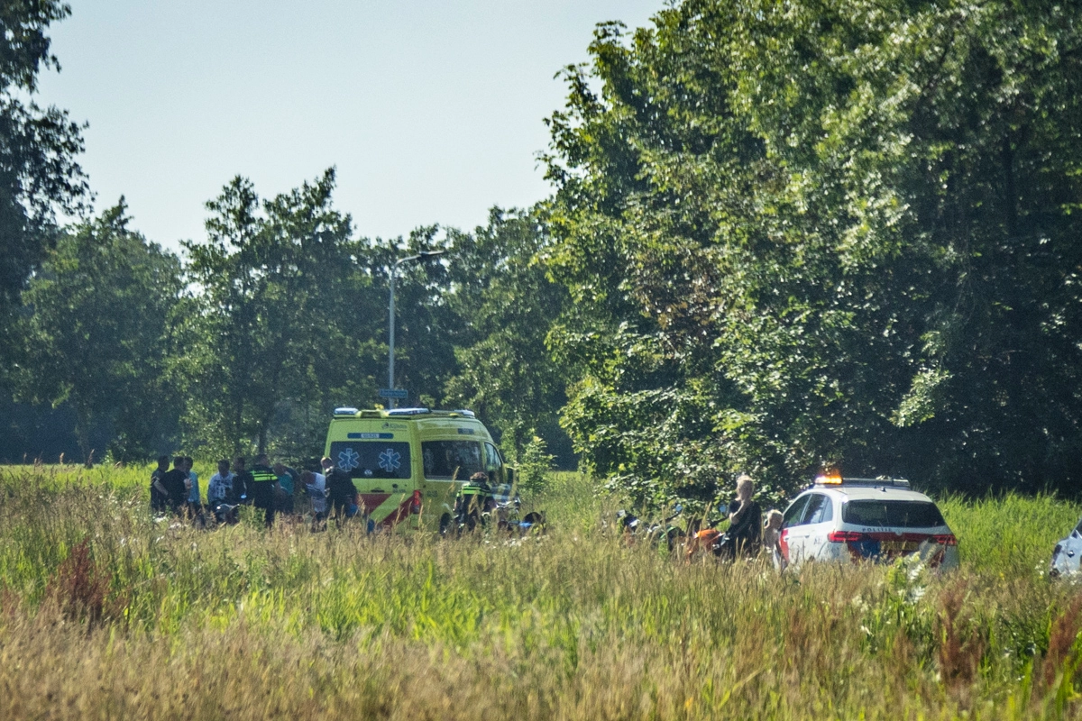 Motorrijder onderuit op Peinderwei