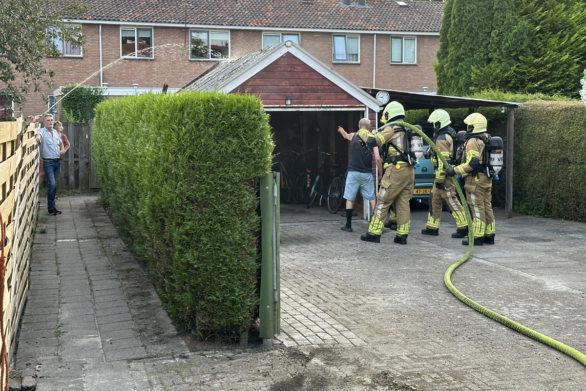 Wegbranden wespennest gaat mis in Drachten