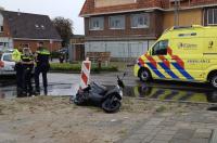 Scooterrijder gewond bij aanrijding met auto