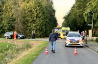 Auto's in botsing op de Patrimoniumwei in Broeksterwâld